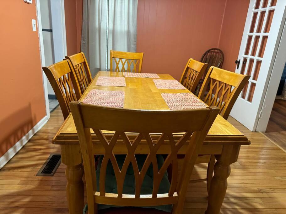 Comforting Getaway-Sleeps 6-Walk To Falls! Niagara Falls Luaran gambar